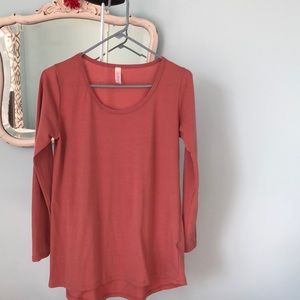 LuLaRoe pink long sleeve